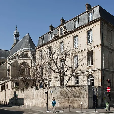 Cosy Monge Studio Apartment Paris